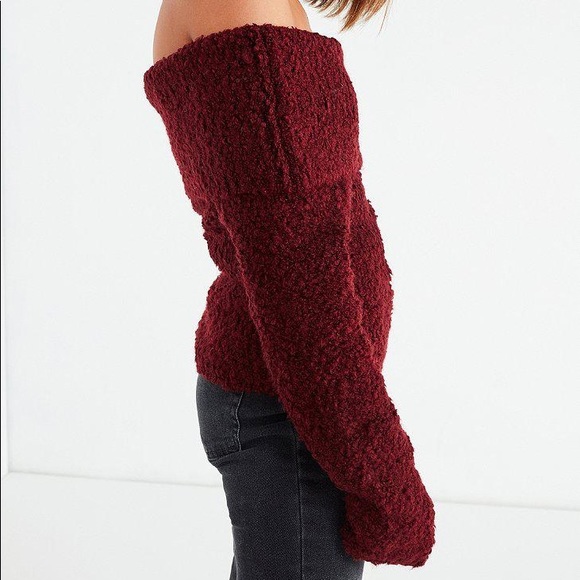 NWT UO Off Shoulder Maroon Fuzzy Sweater LAST ONES - Picture 3 of 4